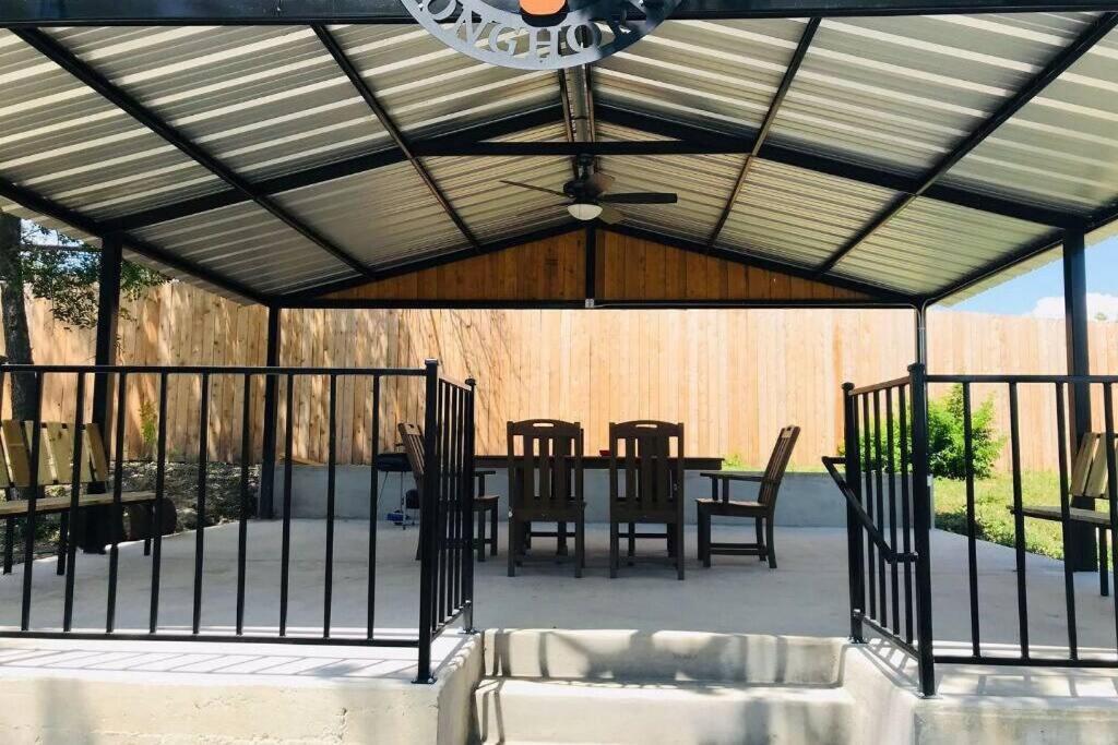 Cyc Eclectic Back House With Bbq Gazebo Villa San Antonio Dış mekan fotoğraf