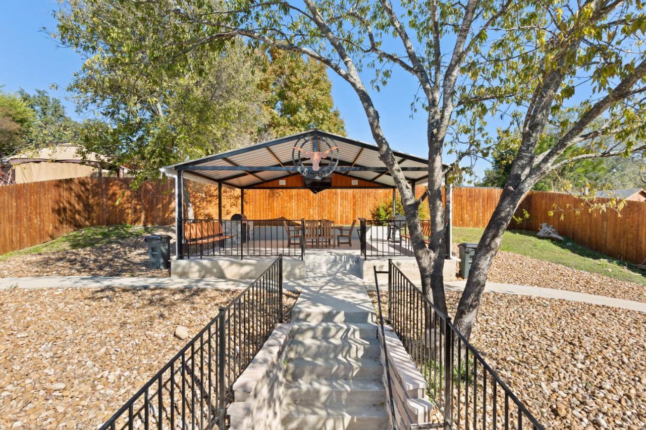Cyc Eclectic Back House With Bbq Gazebo Villa San Antonio Dış mekan fotoğraf